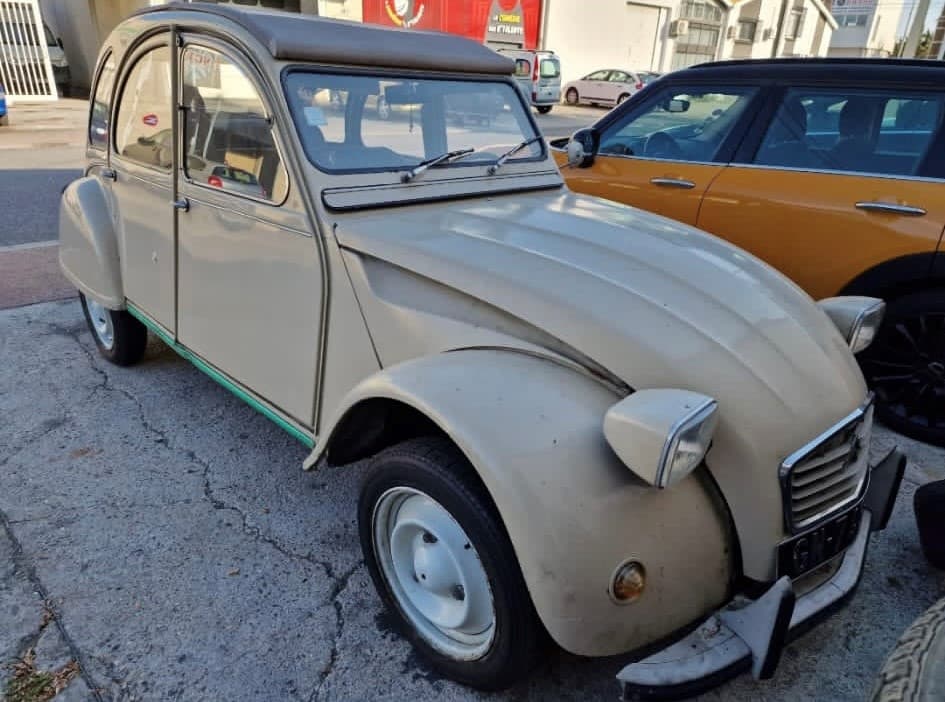 Estimation de la valeur d’une 2CV de collection en état moyen n’ayant pas démarré depuis des années