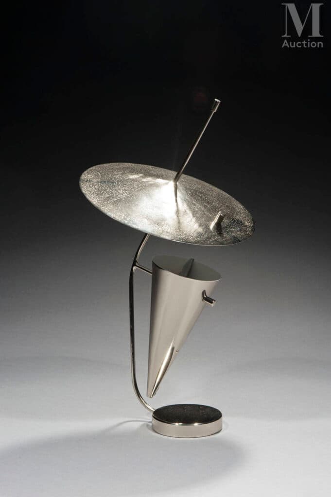 Luminaire Pierre Guariche : expertise et estimation Luminaire Pierre Guariche : expertise et estimation