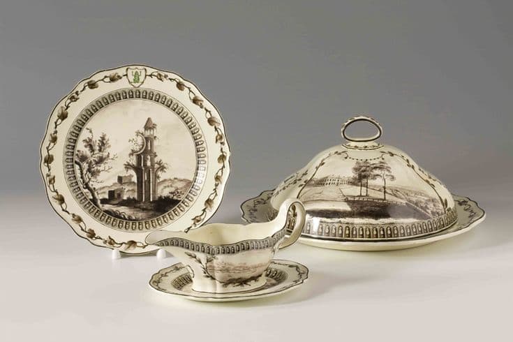 Catherine the Great Green Frog Service Wedgwood Staffordshire The State Hermitage Museum 1773 - 1774 | Catherine the great, Wedgwood, Wedgewood china