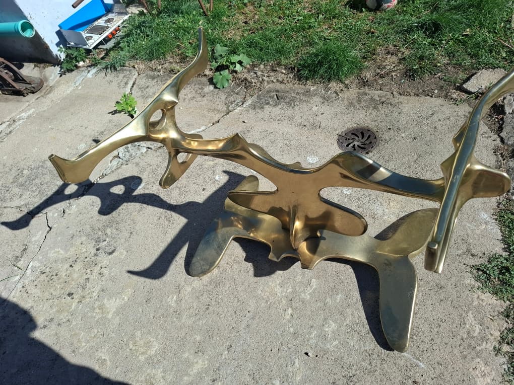 Estimation d’un pied de table en bronze signé par Roman, numéroté 5/8
