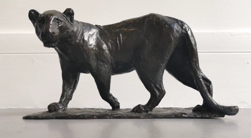 Sculpture bronze “Lionne” de Roger Godchaux : Vente et estimation Sculpture bronze “Lionne” de Roger Godchaux : Vente et estimation