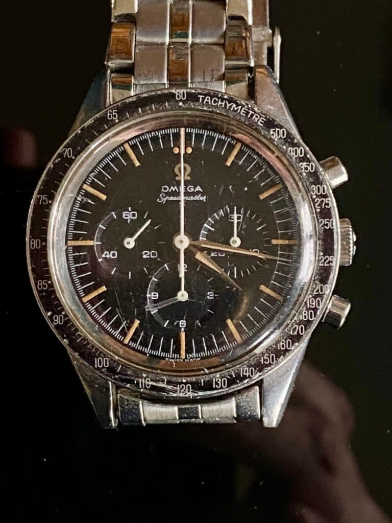 Estimation de la valeur d’une montre Omega Speedmaster de l’année 1963, modèle 2998.4, numéro de série 17 765 234
