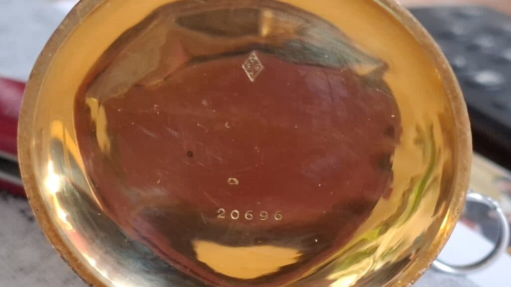 Estimation d’une montre gousset LIP chronomètre en or jaune Estimation d’une montre gousset LIP chronomètre en or jaune
