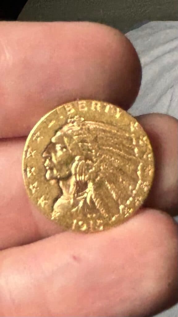 Estimation d’une pièce Indian Head en or de 5 dollars de 1915 Estimation d’une pièce Indian Head en or de 5 dollars de 1915