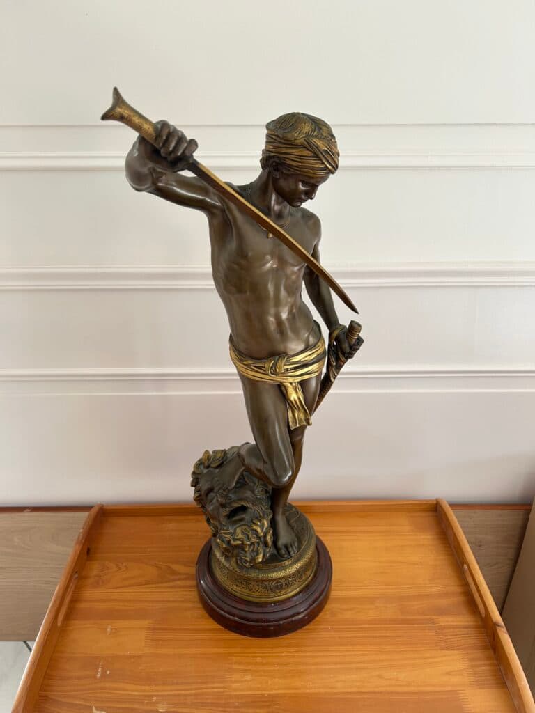 Estimation d’une sculpture en bronze “David et Goliath” signée A. Mercié Estimation d’une sculpture en bronze “David et Goliath” signée A. Mercié